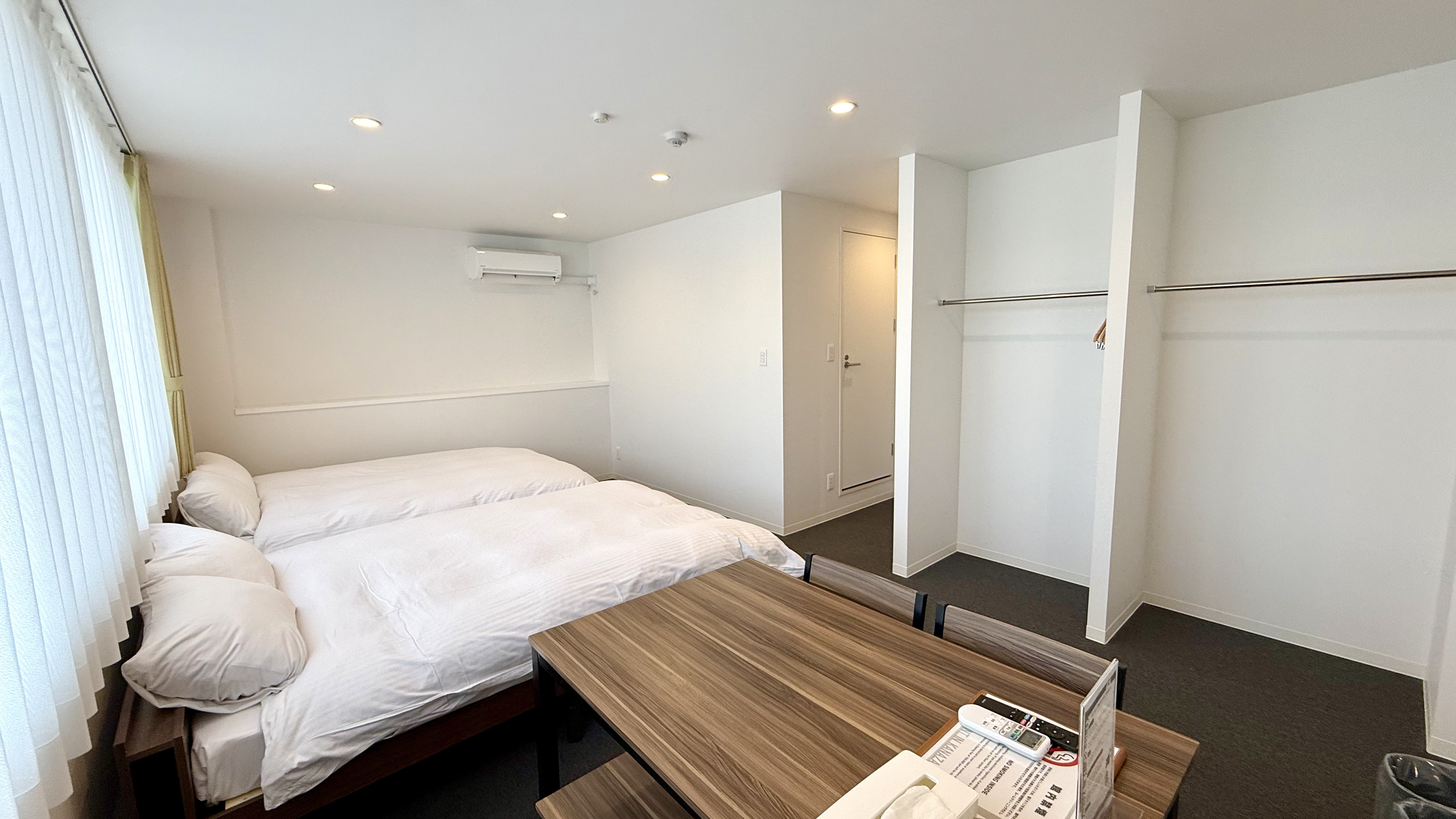 ◆2ダブルベッドルーム(バス・トイレ別)◆40㎡【ベッド幅140cm&times;2】