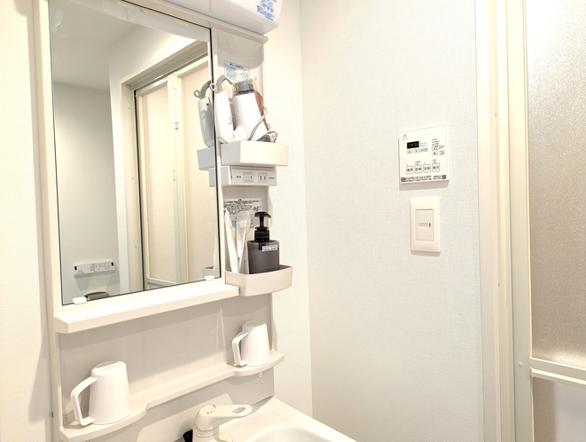 ◆1ダブルベッドルーム(バス・トイレ別)◆33㎡◆洗面化粧台、浴室乾燥機