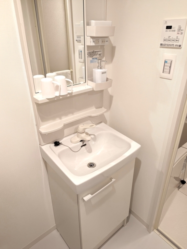 4シングルベッドルーム(バス・トイレ別)◆42㎡◆洗面化粧台