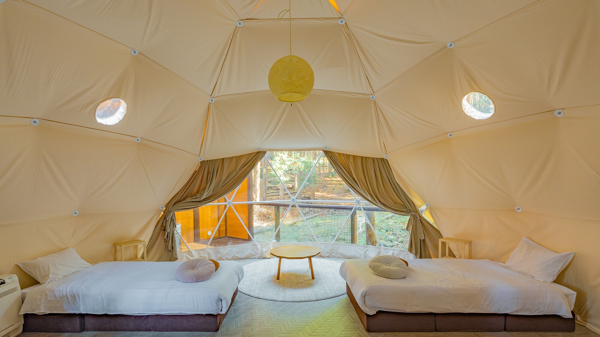 グランフレンズドームテント　内観