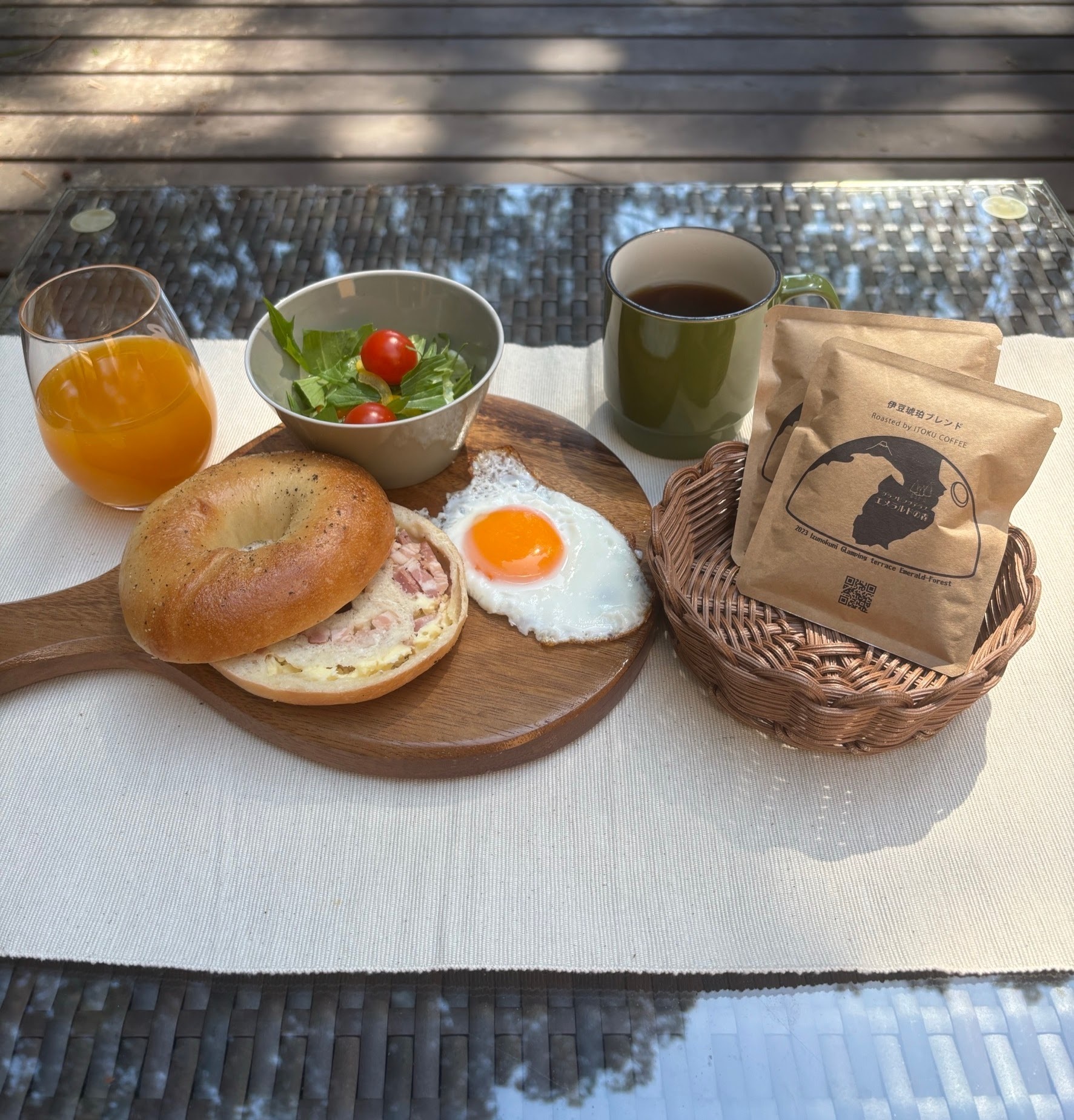 朝食