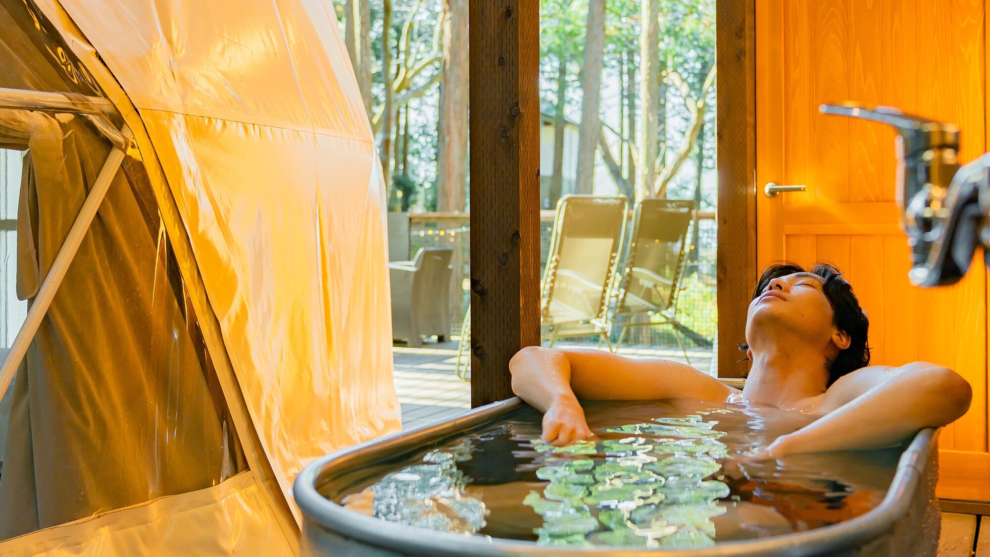 【プライベートサウナ付】グランフレンズドームテント　水風呂