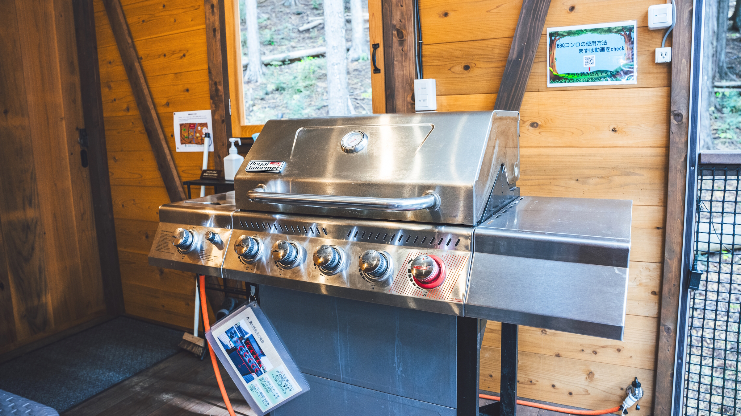 スタンダードドームテント　設備・備品一例