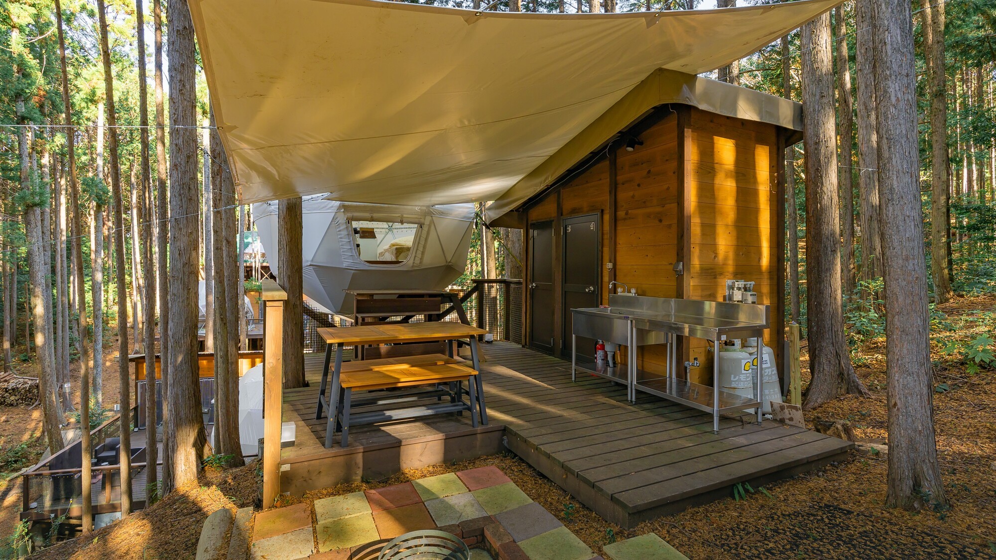 【球体テント】Moon　外観