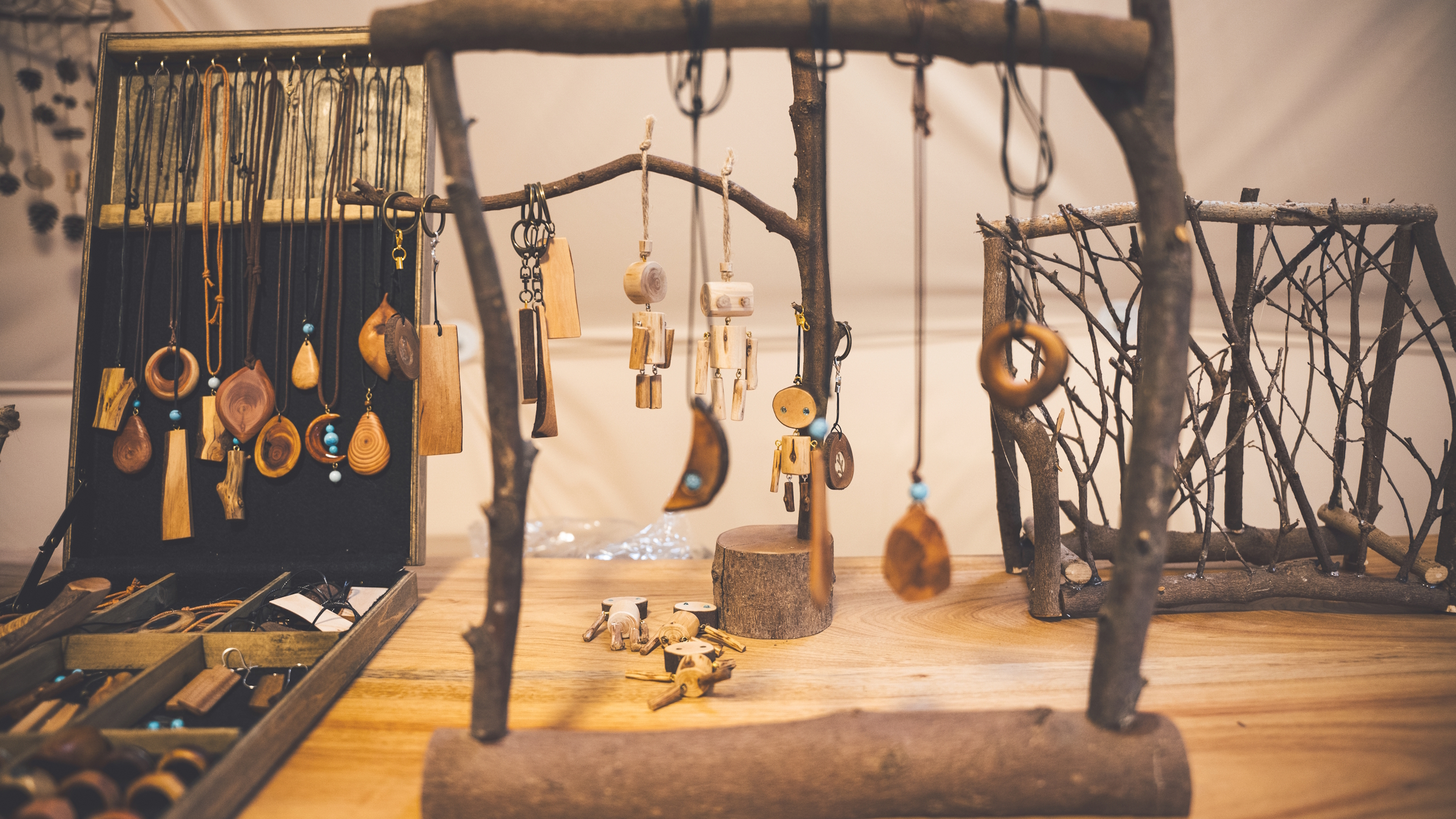 お土産にもピッタリの木工雑貨