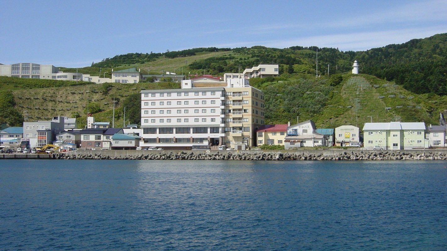 【1泊2食付】日本最北端の離島 礼文島へようこそ