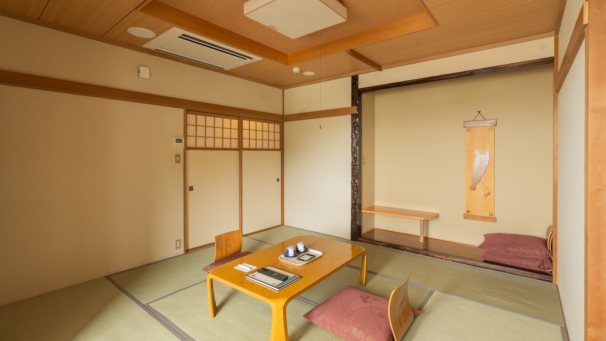 オーシャンビュー和室　利尻富士側