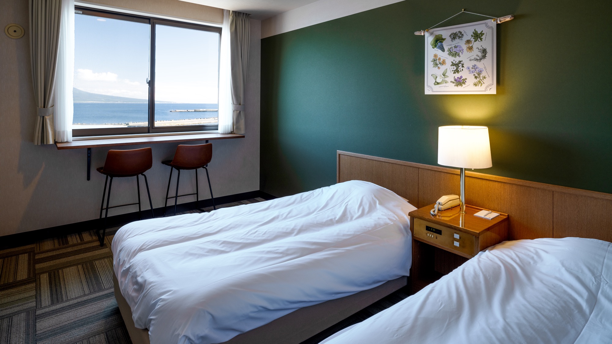 オーシャンビュープレミアムツイン　利尻富士側