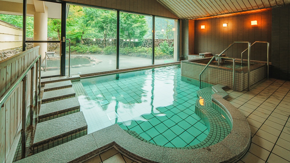【素泊まり】街の喧騒を忘れてくわどりの自然の中で温泉につかり湯ったりと過ごす