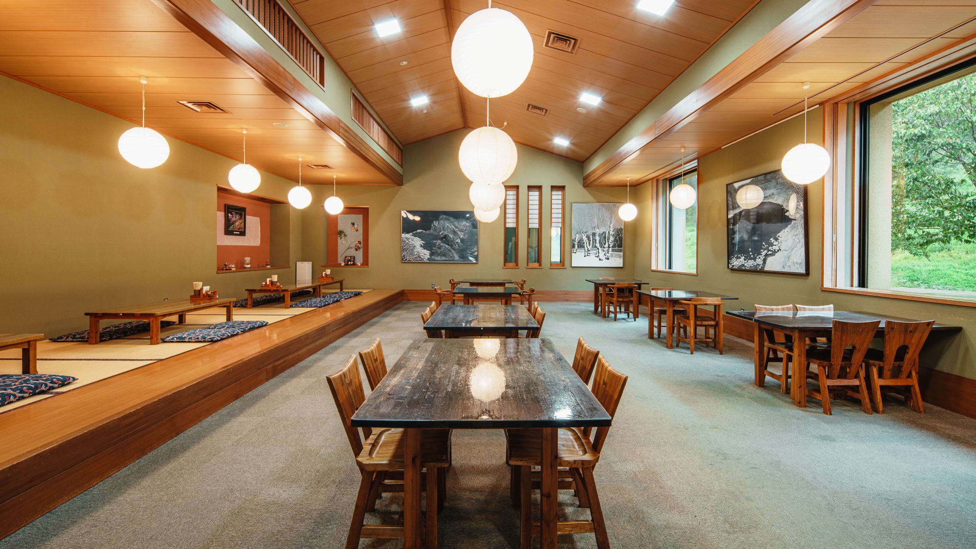 *レストラン/海の幸・山の幸・特に地元の厳選素材を使った料理が好評です♪