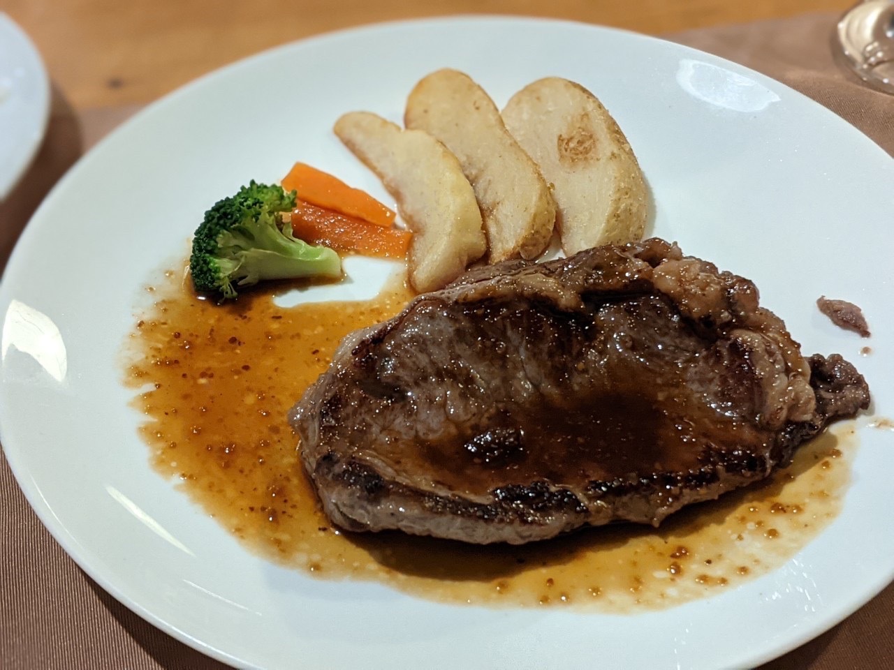 牛ステーキ約200ｇ！のボリューム満点コース　丸沼高原ウィンターシーズンプラン 