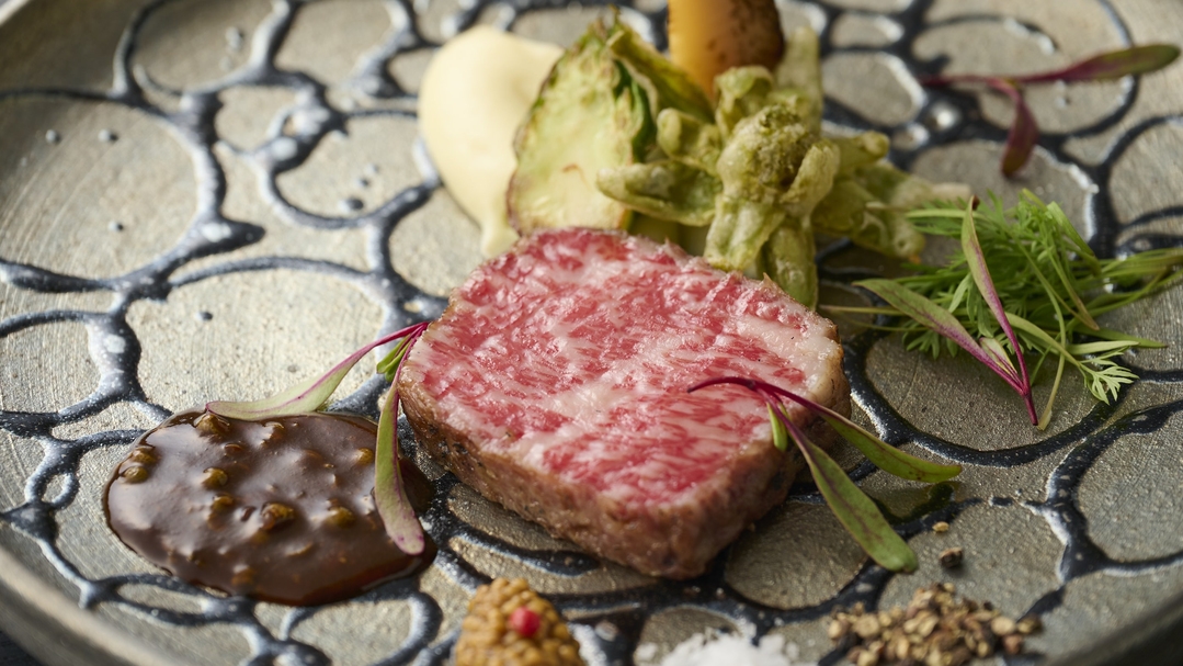 【スタンダードプラン】厳選した熟成肉と近江の文化に出会うコースとワインペアリングを堪能／夕朝食付