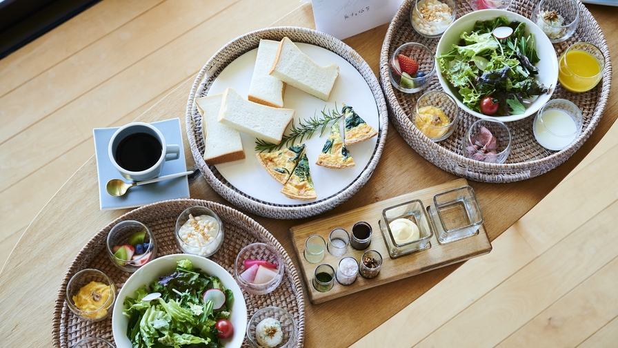 自分に還る時間を。湖に身を委ねる、上質なリトリートステイ／オールインクルーシブ／夕朝食付