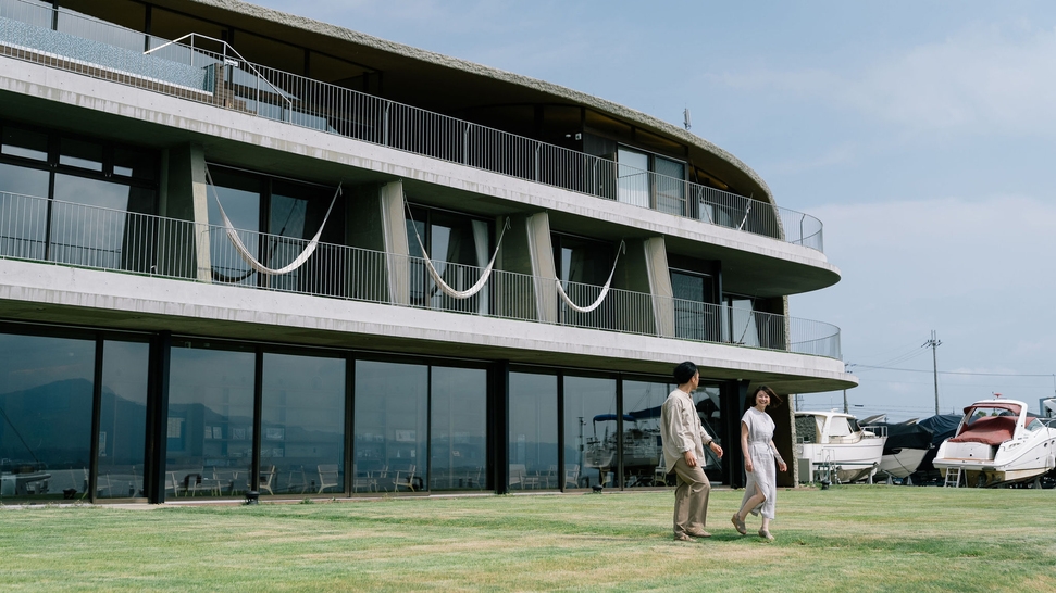 【またきてな関西旅】オールインクルーシブで叶うご褒美旅／湖畔で過ごす贅沢ステイ／夕朝食付