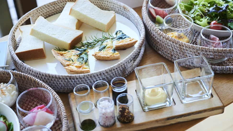 【スタンダード】Floating Breakfast／お好きな場所で楽しむご朝食／1泊朝食付