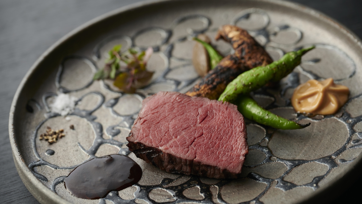 【スタンダードプラン】厳選した熟成肉と近江の文化に出会うコースとワインペアリングを堪能／夕朝食付