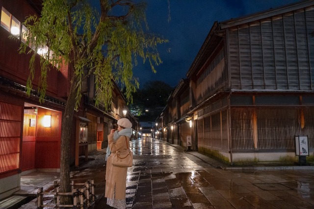 夜の東茶屋街