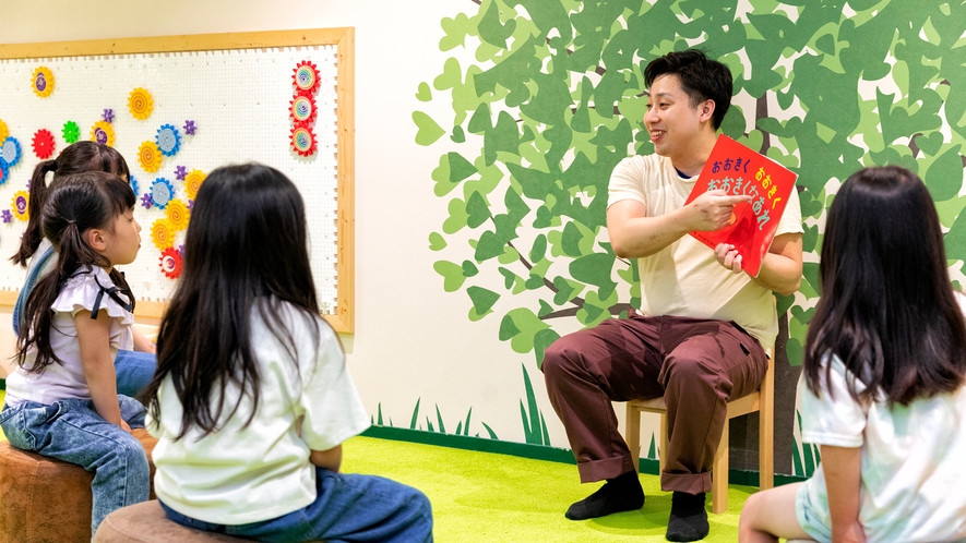 お子様に大人気。ア・ソ・ボーヤの紙芝居（イベントボードで確認してね）