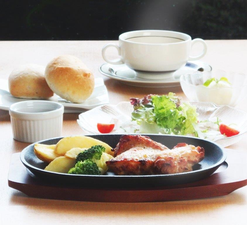 【大切なワンちゃんとご一緒に】愛犬と過ごす伊豆高原リゾート♪　夕・朝食付