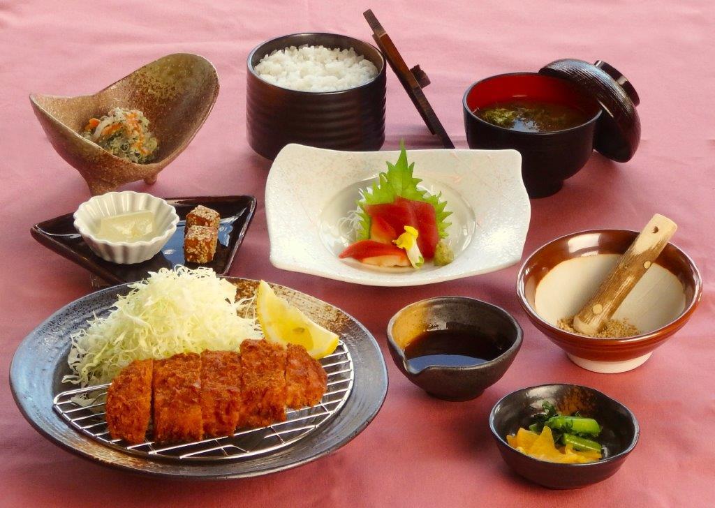 【サンダンス・オリジナルプラン】自慢の選べる3種の御膳に舌鼓＆温泉でまったりステイ（2食付）