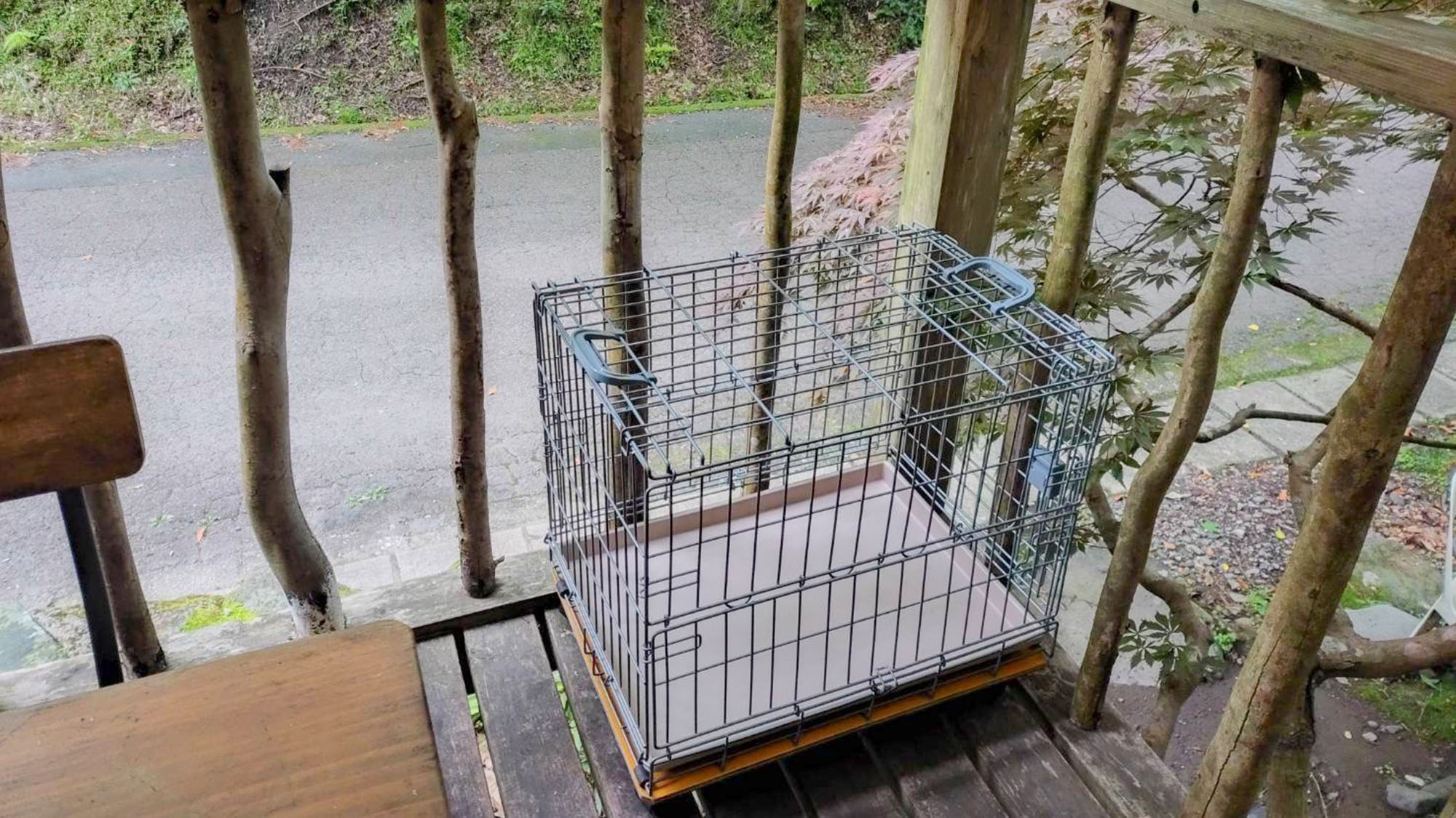 ・【犬用ゲージ】ワンちゃんはこちらでお休みください