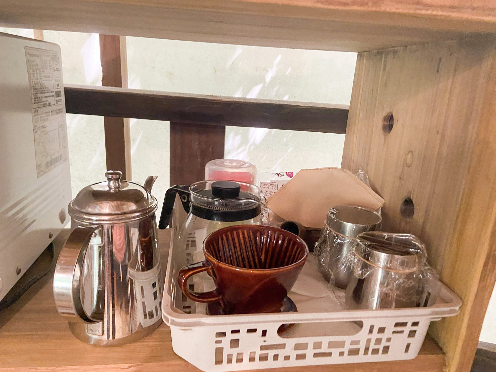 ・【別館・新燃】ハンドドリップ用のコーヒー器具をご用意。豆はご持参ください