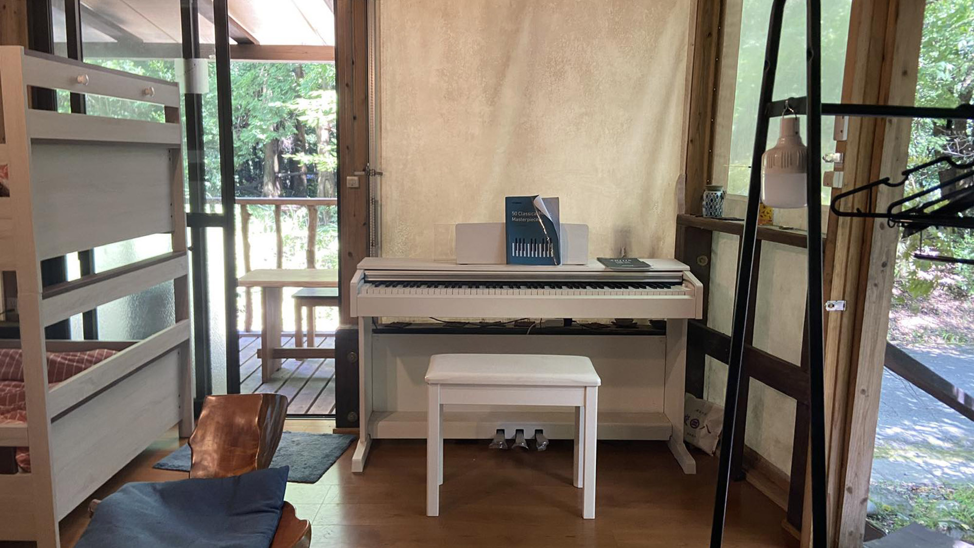 ・【別館・新燃】周囲のお客様のご迷惑となりますので、夜間早朝の演奏はご遠慮ください