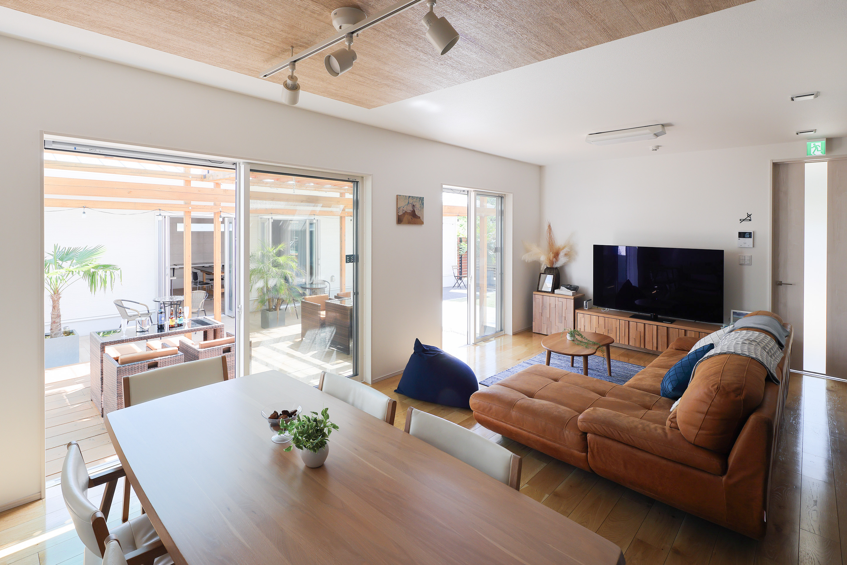 レジデンス棟-SUNSET-のリビング