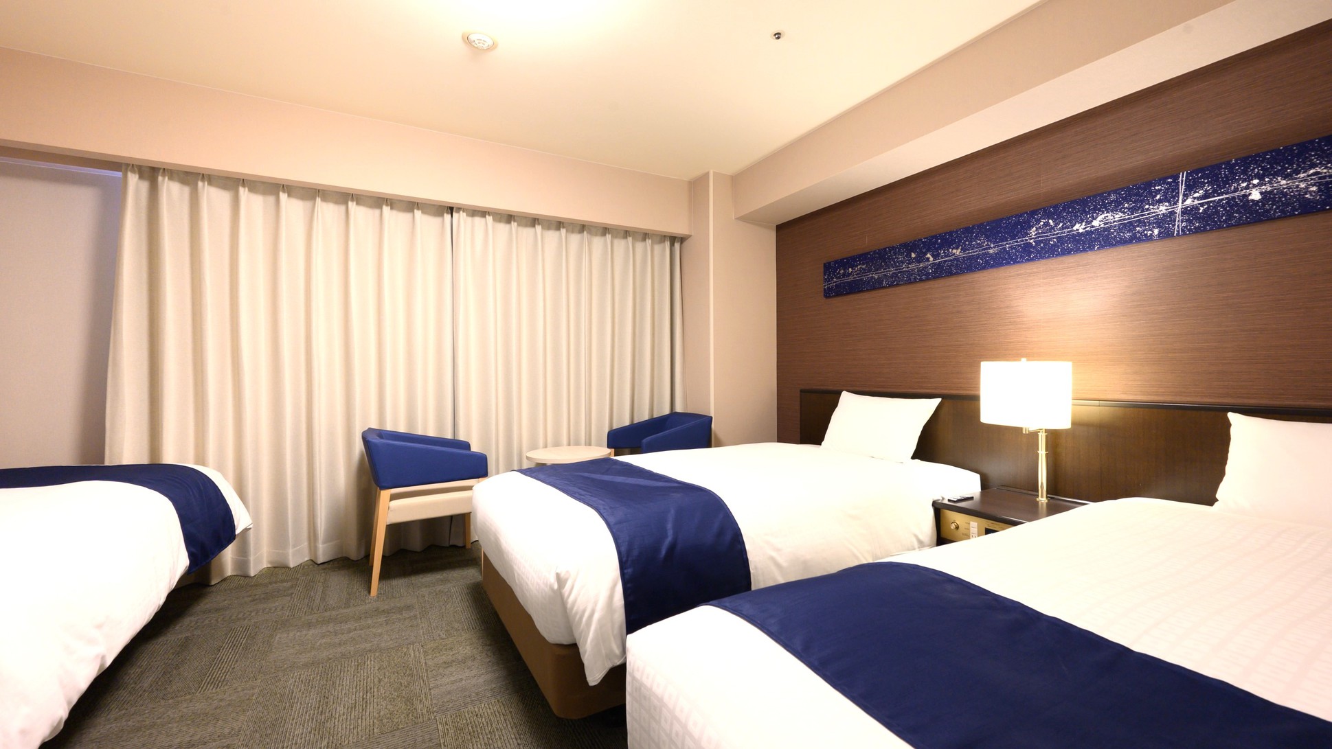 トリプルルーム