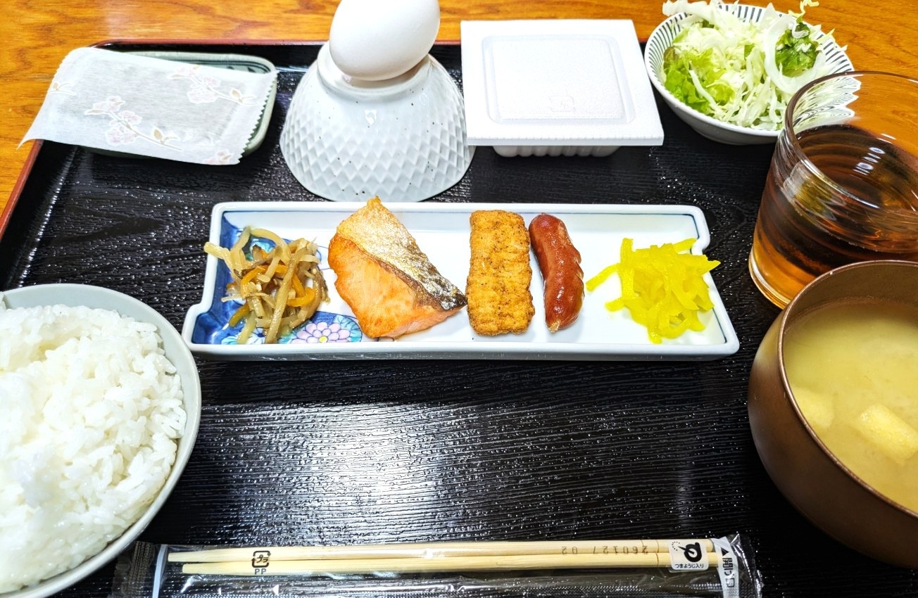 【期間・部屋数限定】リーズナブルに朝からお味噌汁でほっこりと和朝食付きプラン♪♪♪
