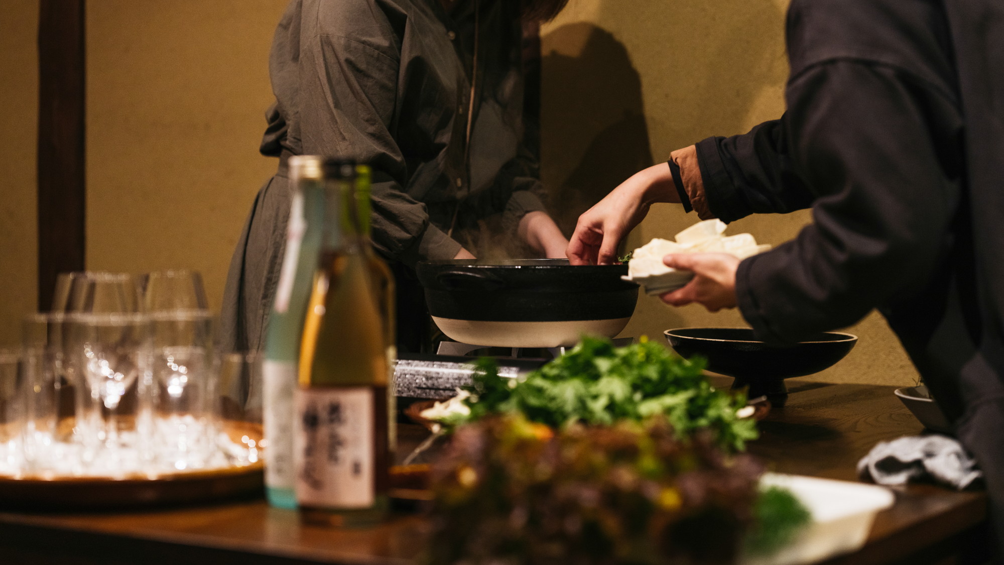 【夕食】客室にキッチンを備えておりセルフクッキングが可能です（一例です）