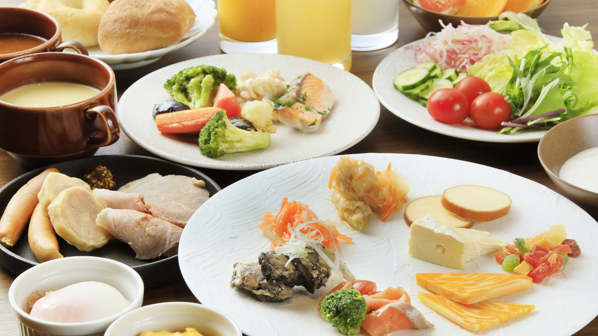 【朝食付き】窯GRANDEで仕上げた種類豊富な品々が揃う洋食ビュッフェスタイル＜朝食のみ＞