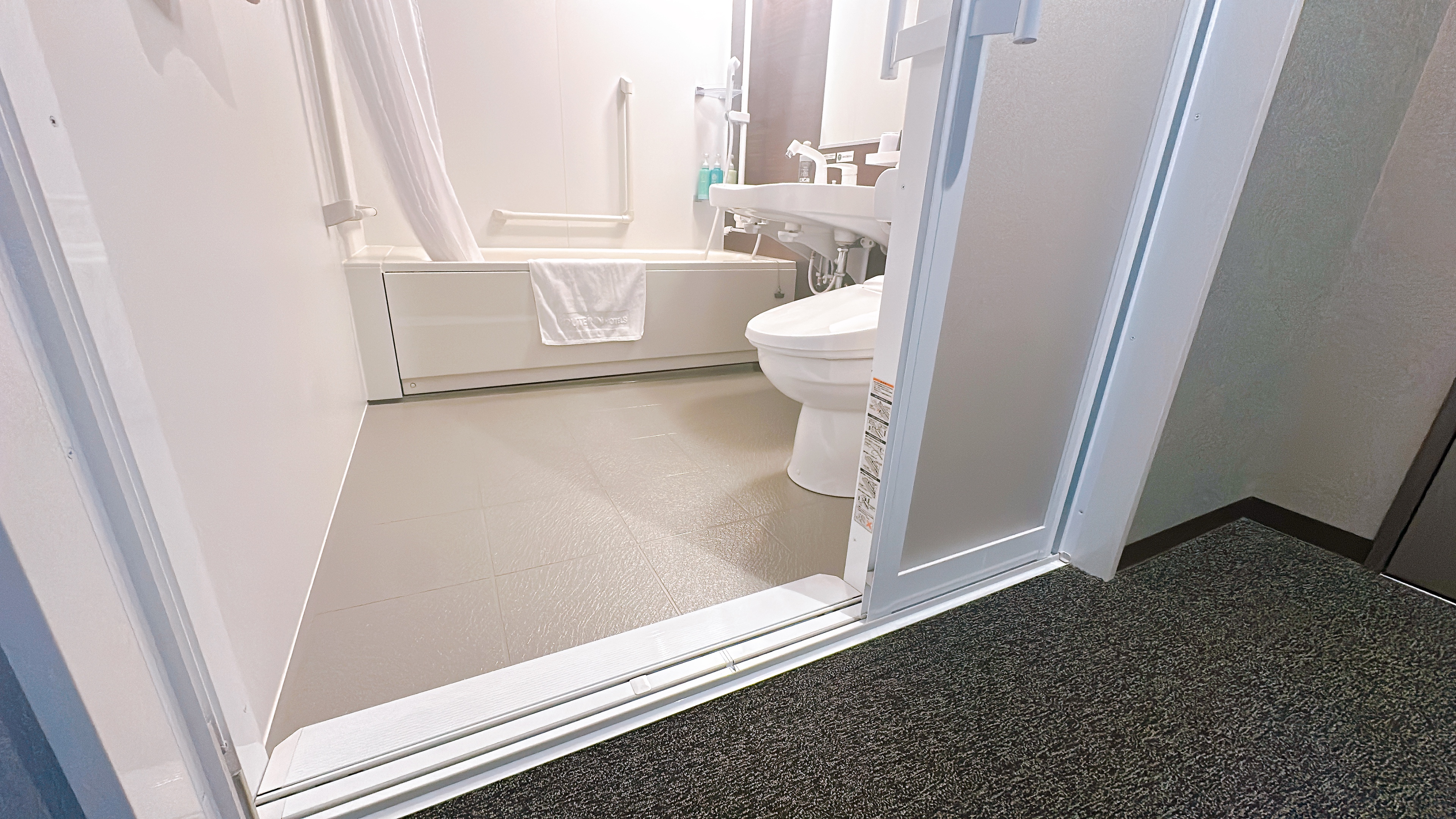 バリアフリーツインルーム-ユニットバス