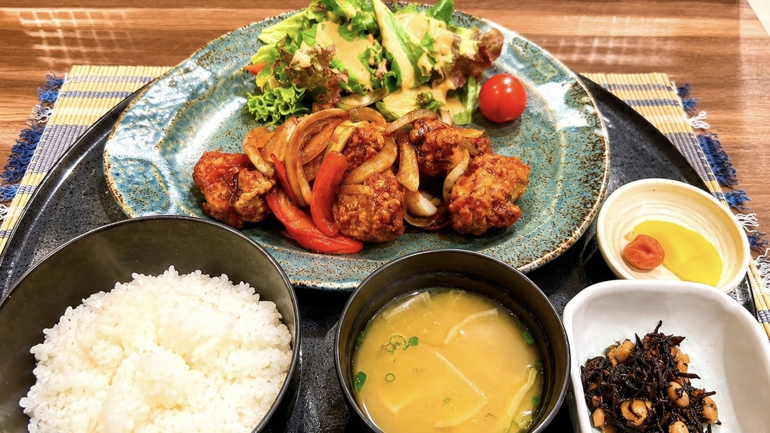 夕食付プラン♪都城オリジナル定食付きプラン【駐車場無料・朝食バイキング無料】