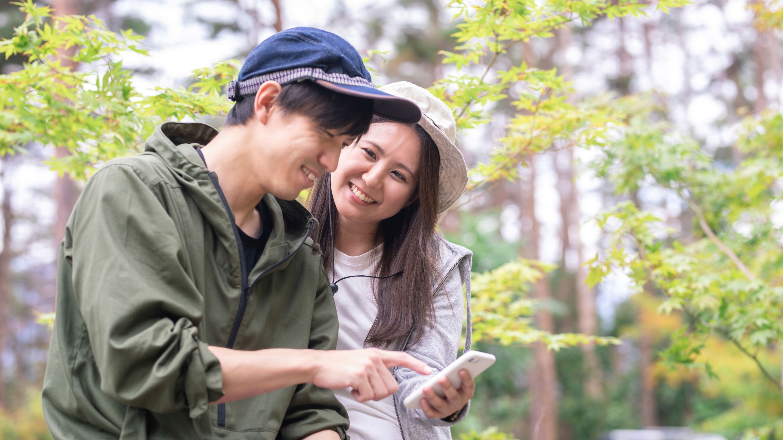 カップル・ご夫婦・お友達同士で★2名でお得にセミダブルAプラン【駐車場無料・朝食バイキング無料】