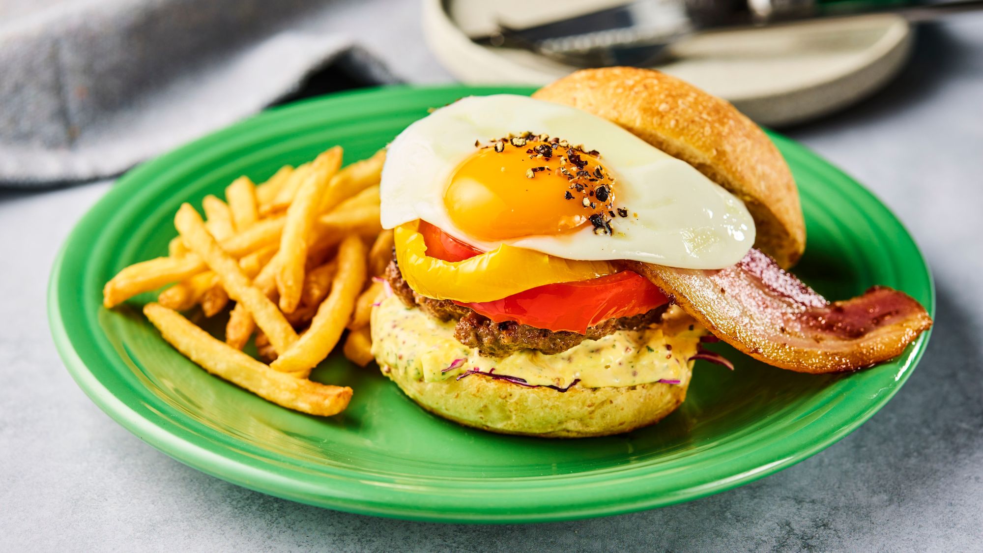 ジャージー牛のGraphicバーガー