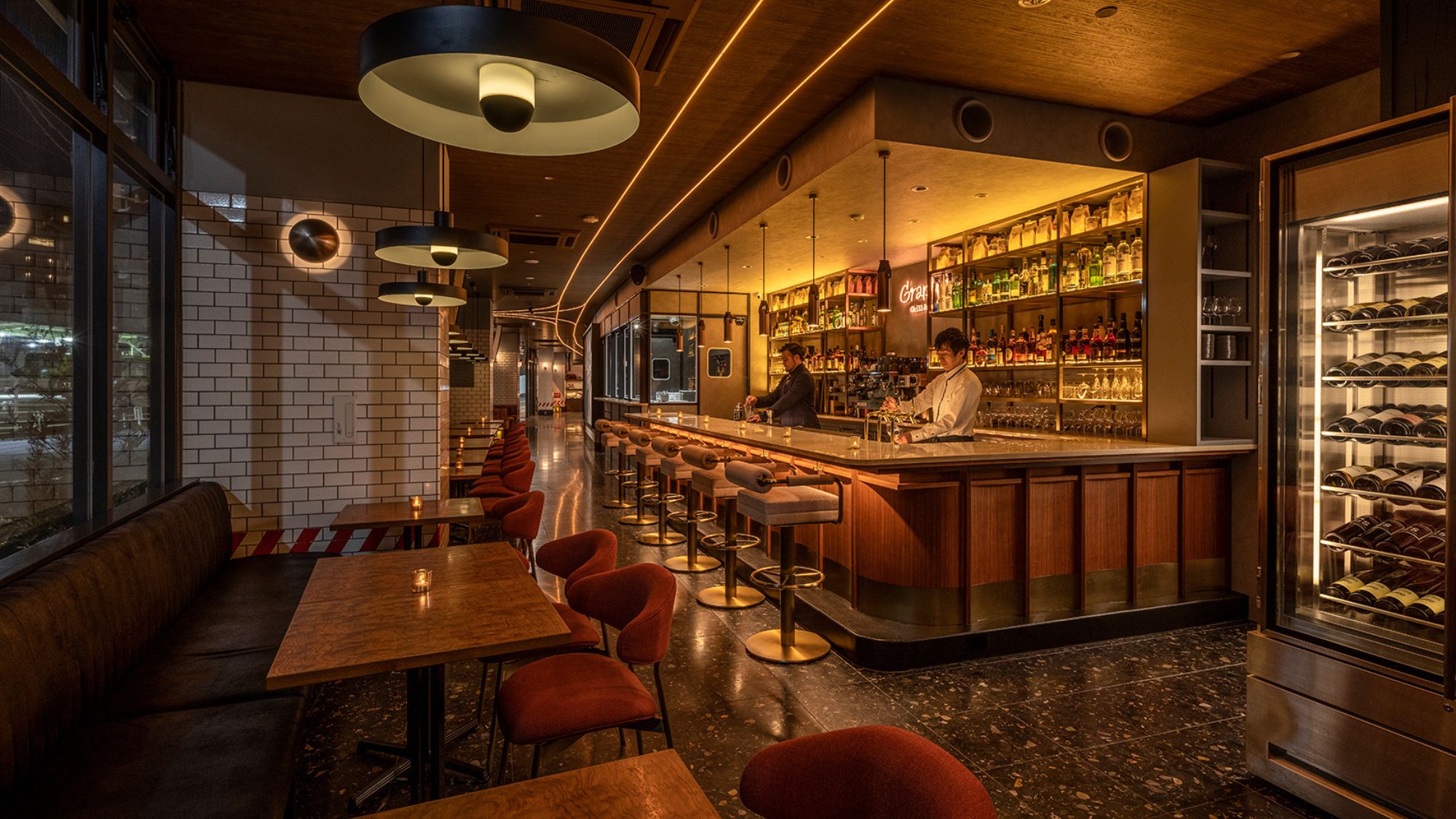 ホテル併設のGraphic Grill & Bar