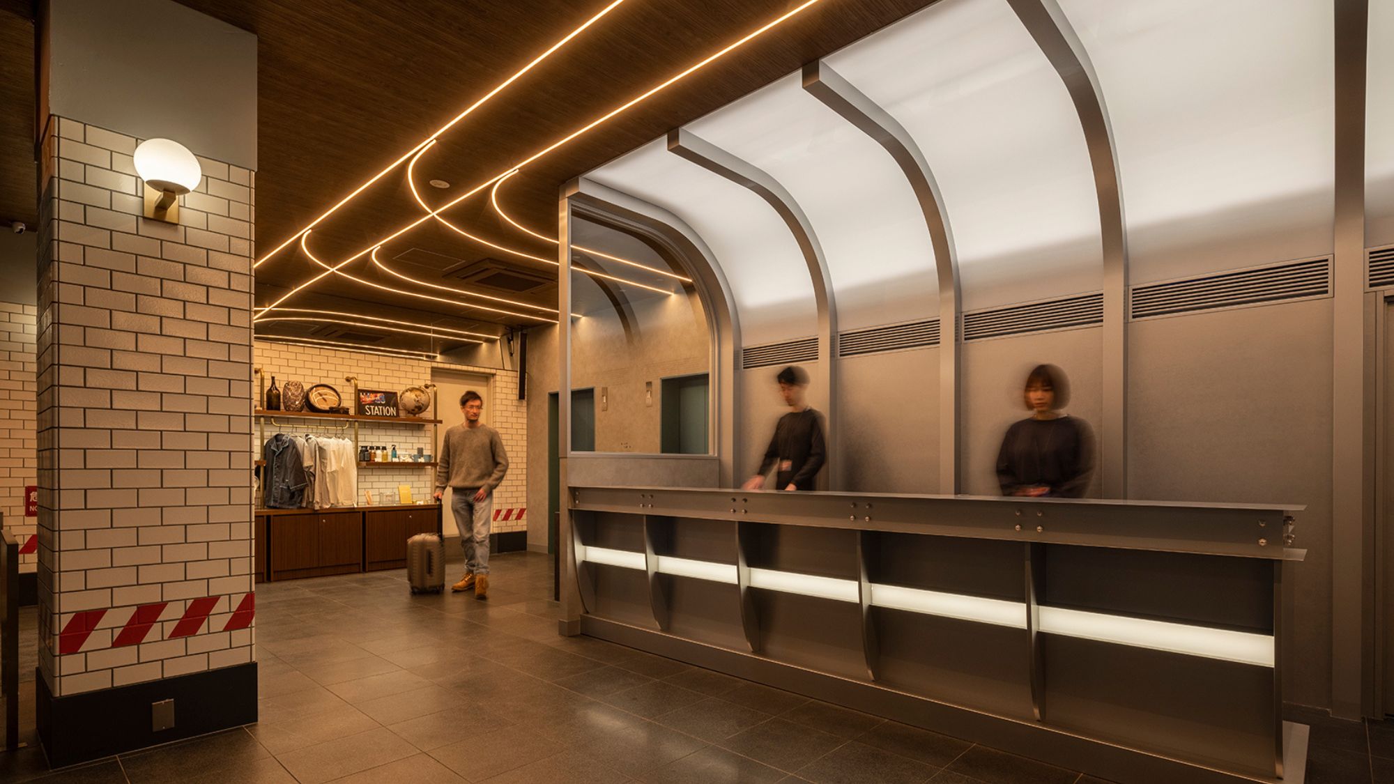 渋谷の街の変遷を空間デザインで表現したフロント