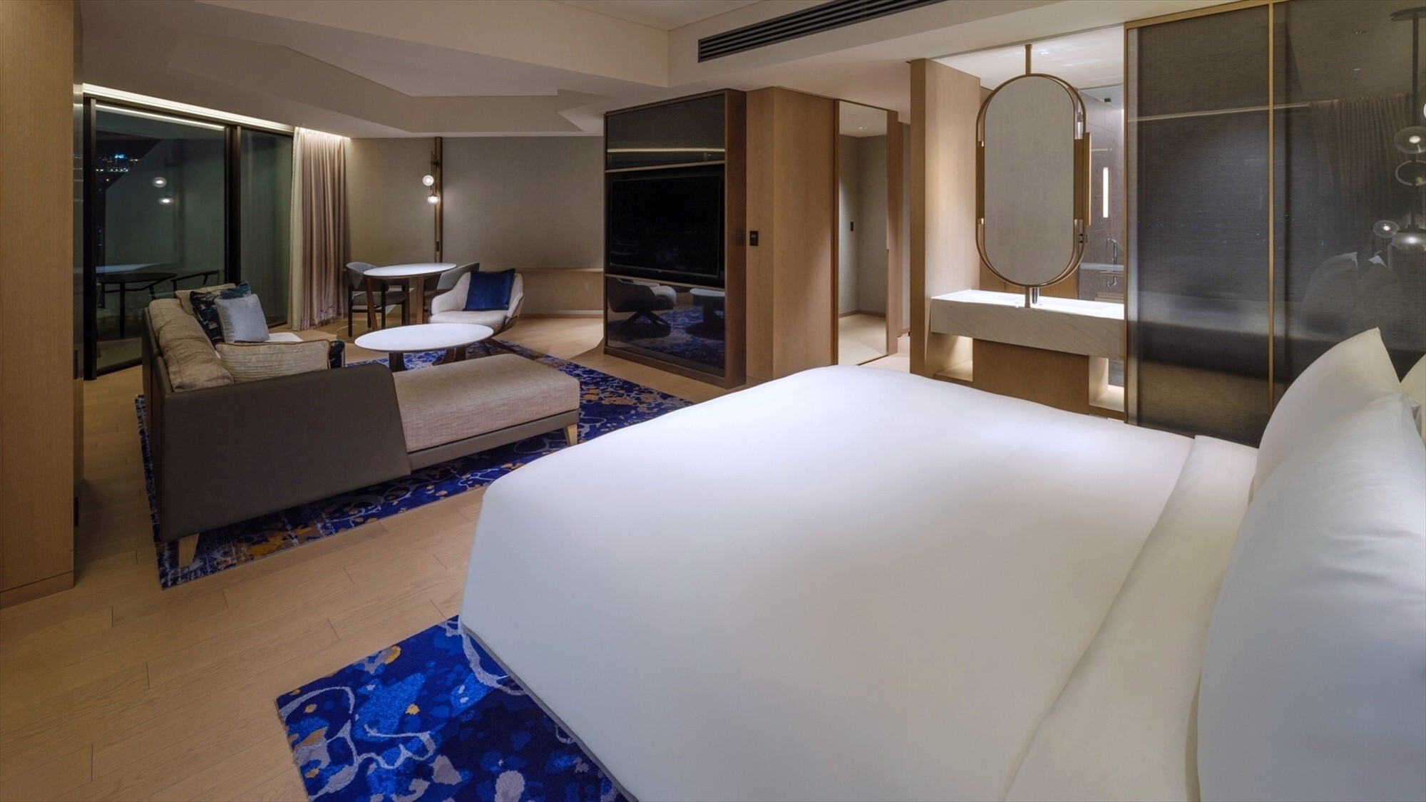 コーナースイートキング