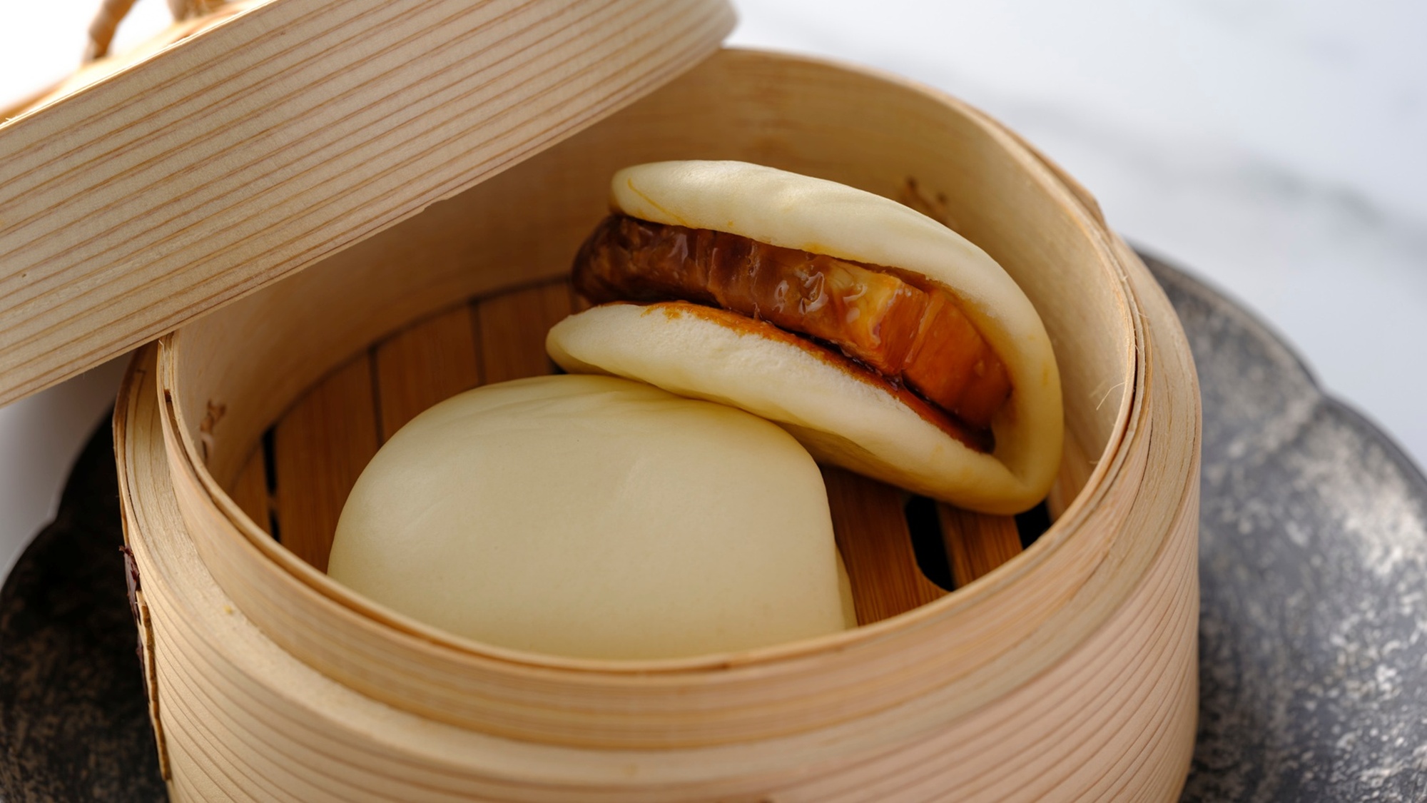 朝食イメージ／長崎角煮まん