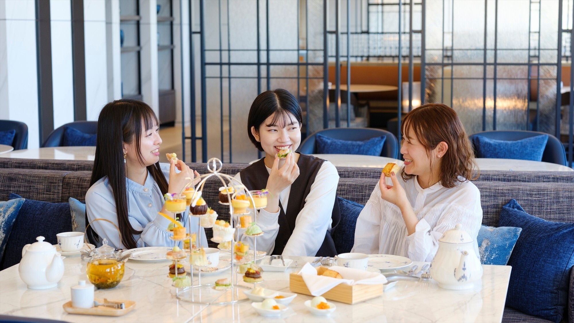 バーラウンジ「The Azurite」イメージ