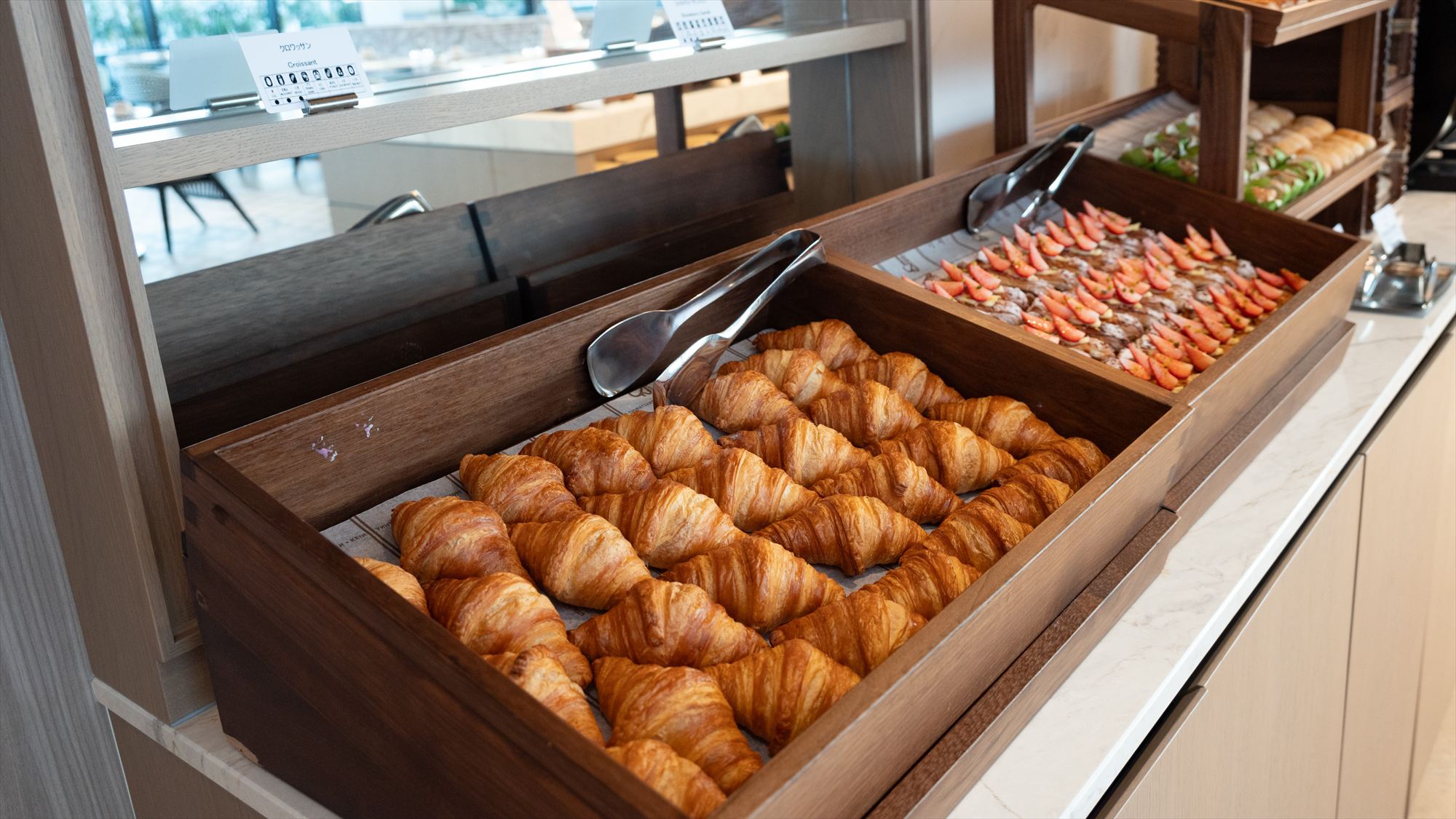 朝食ビュッフェイメージ