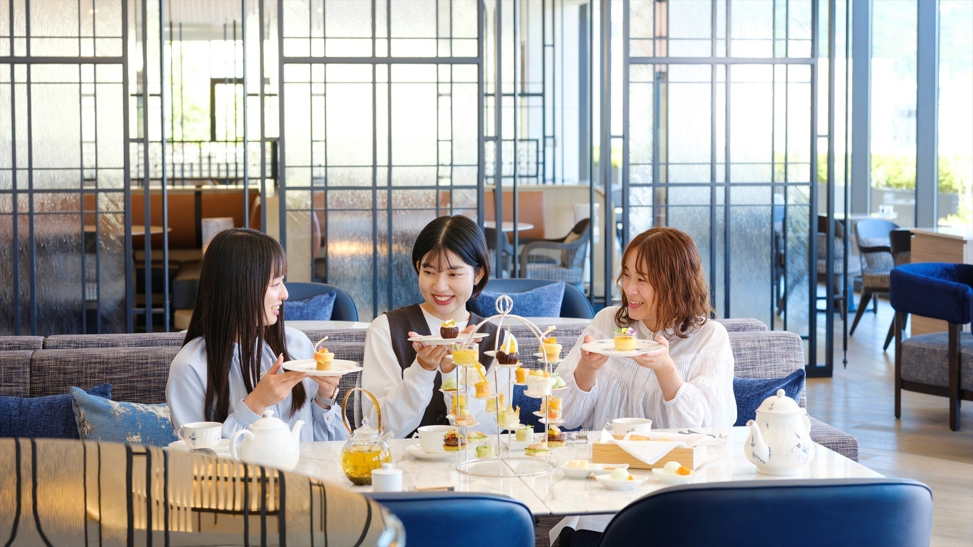 バーラウンジ「The Azurite」イメージ