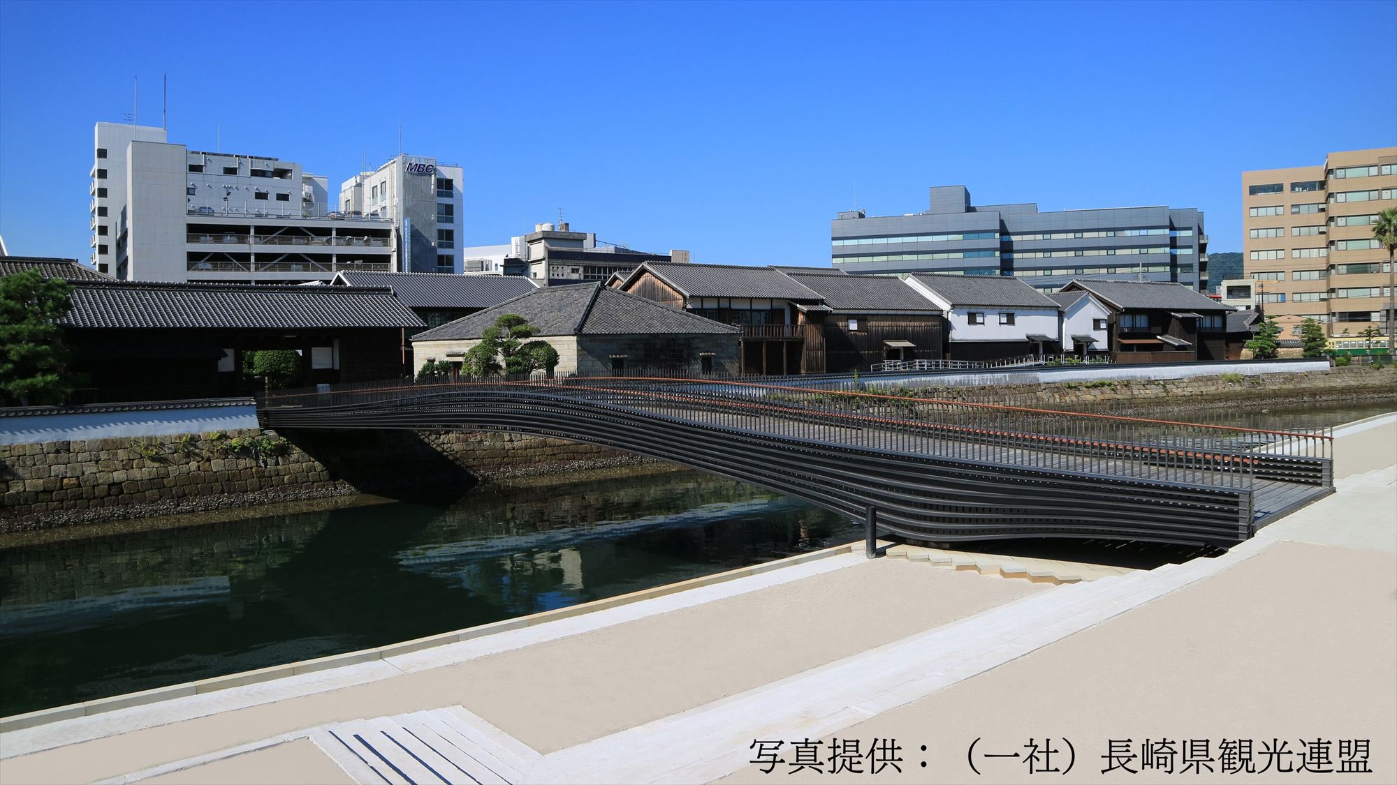 【出島】19世紀初めへタイムスリップ！国指定史跡「出島和蘭商館跡」。‥当館から車で5分・徒歩17分