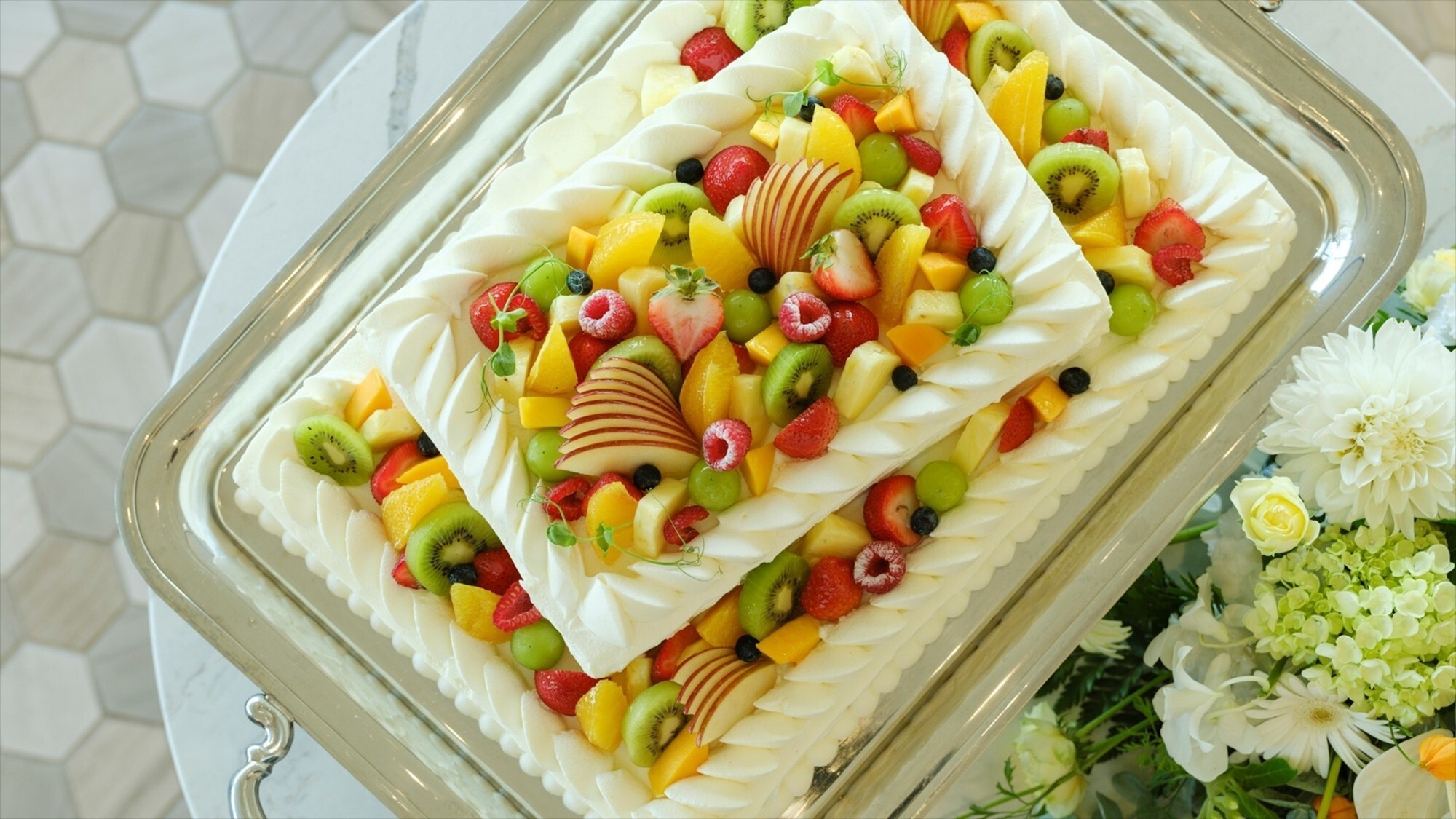 ホテルメイド ウェディングケーキイメージ