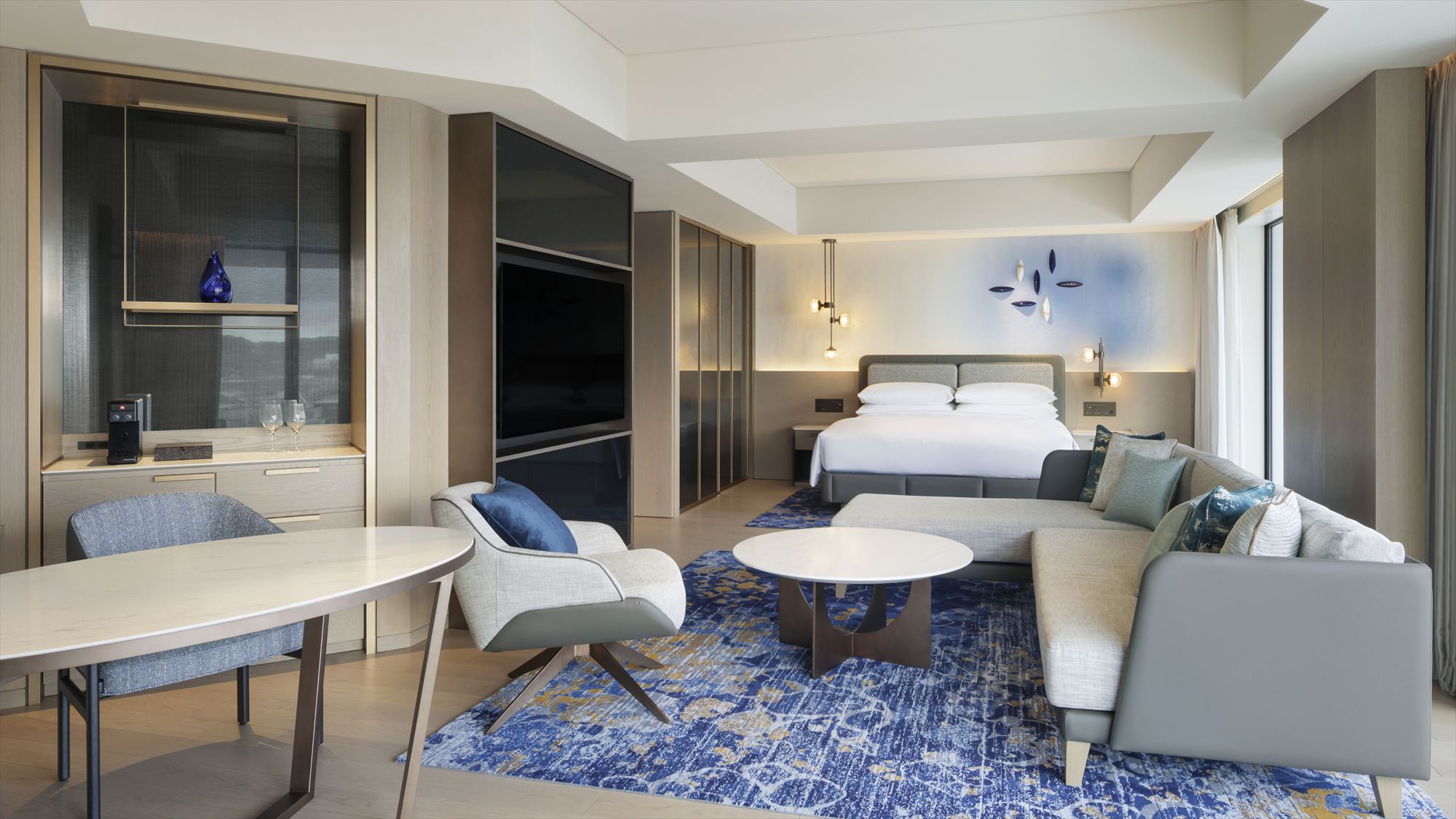 コーナースイートキング