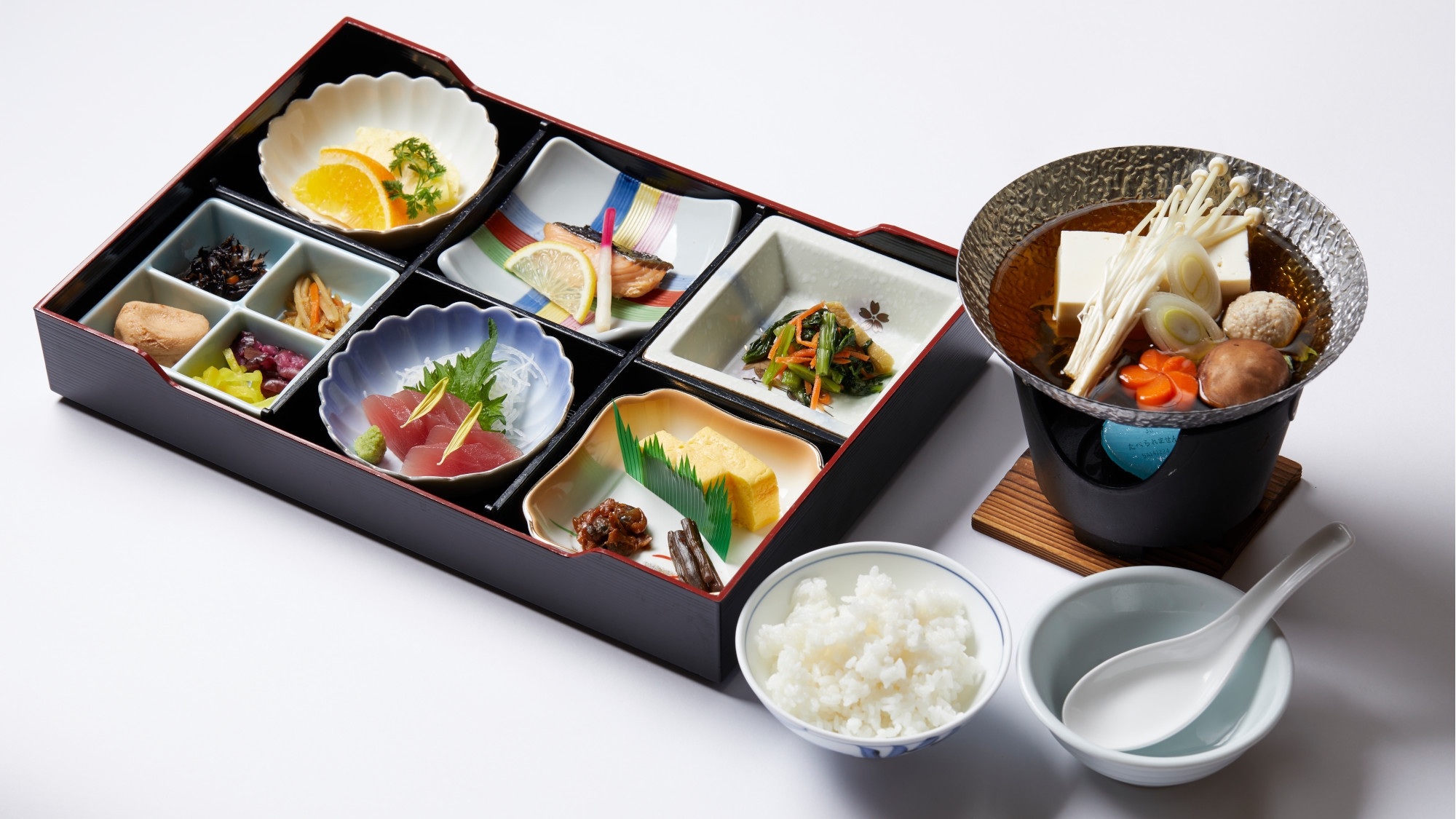 【2食付】A5ランク松坂牛を味わう〜料理長厳選の部位を楽しむ至高の”すき焼き”プラン〜
