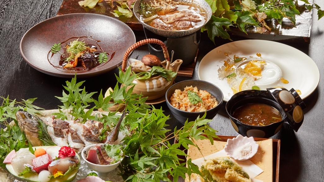 【美食プラン】伊勢海老・鮑・松阪牛を味わう、「御食つ国」三重の贅沢旅（2食付）