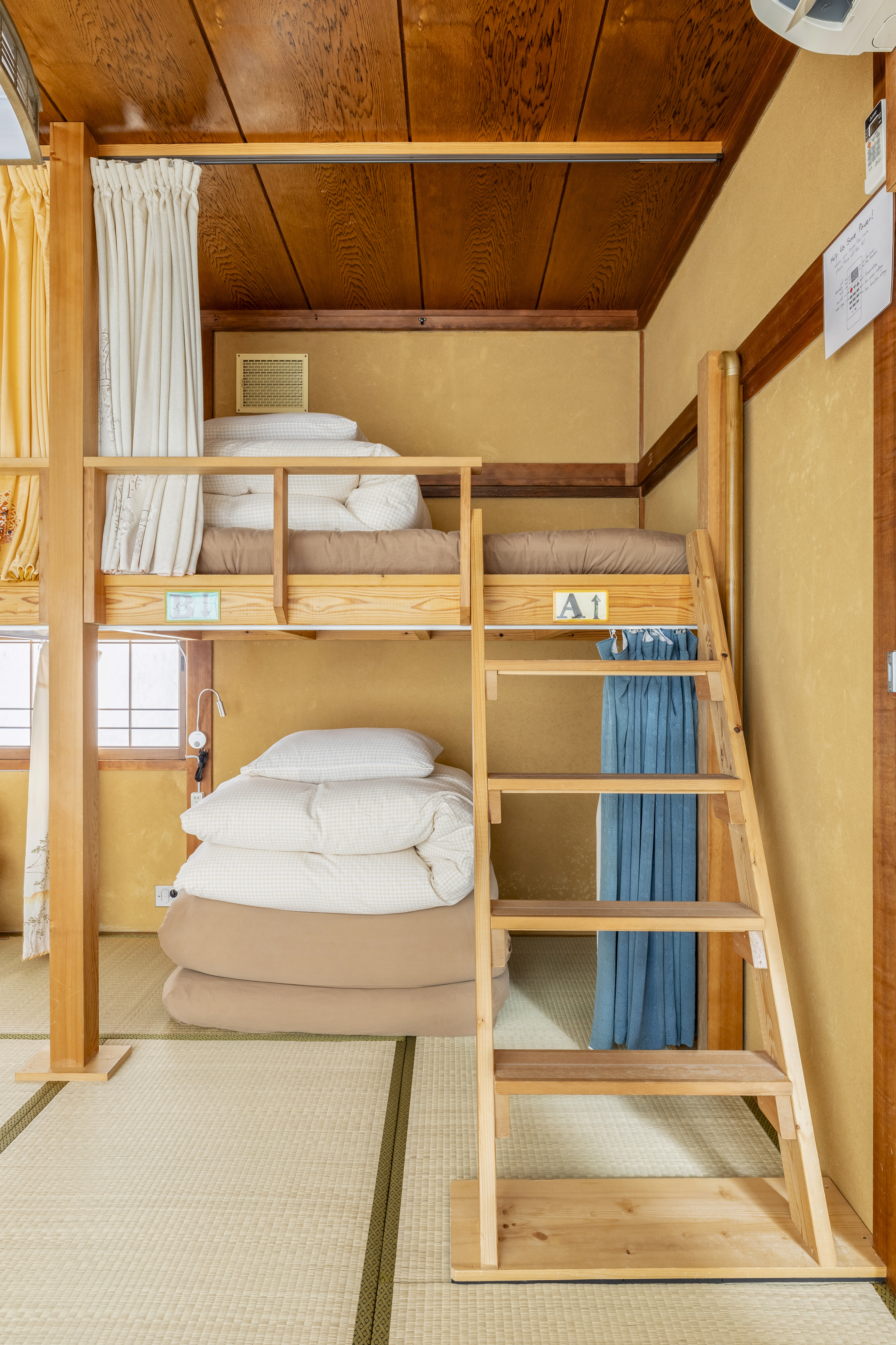 ベッドルーム2：2段ベッド2台