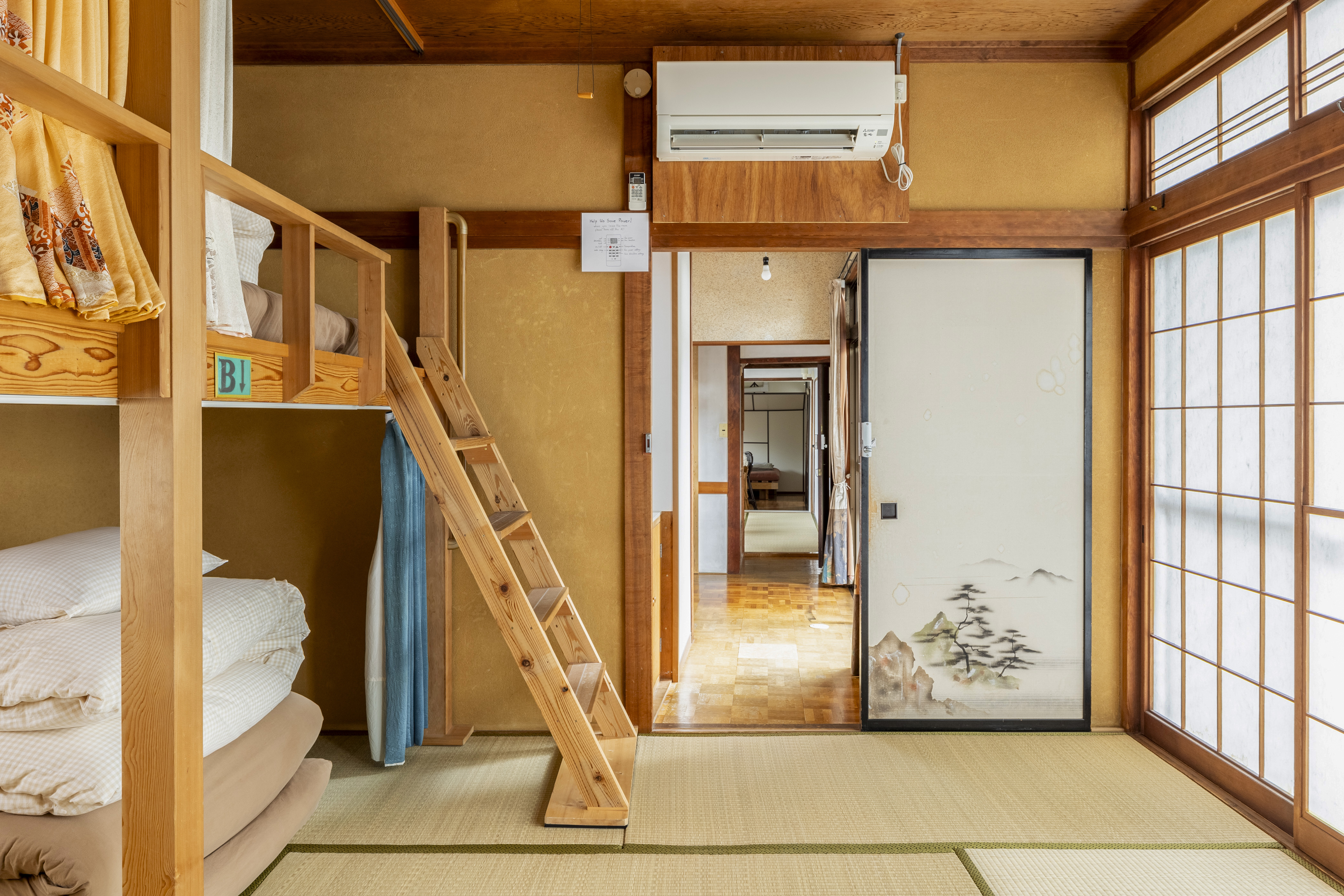 ベッドルーム2：2段ベッド2台